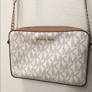 Michael Kors Crossbody Bag